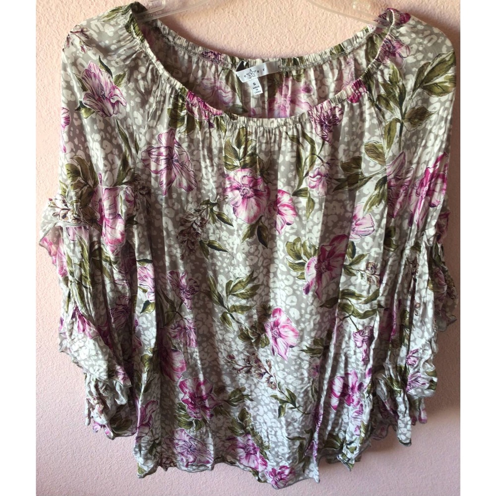 Fever gray pink green blouse size small
